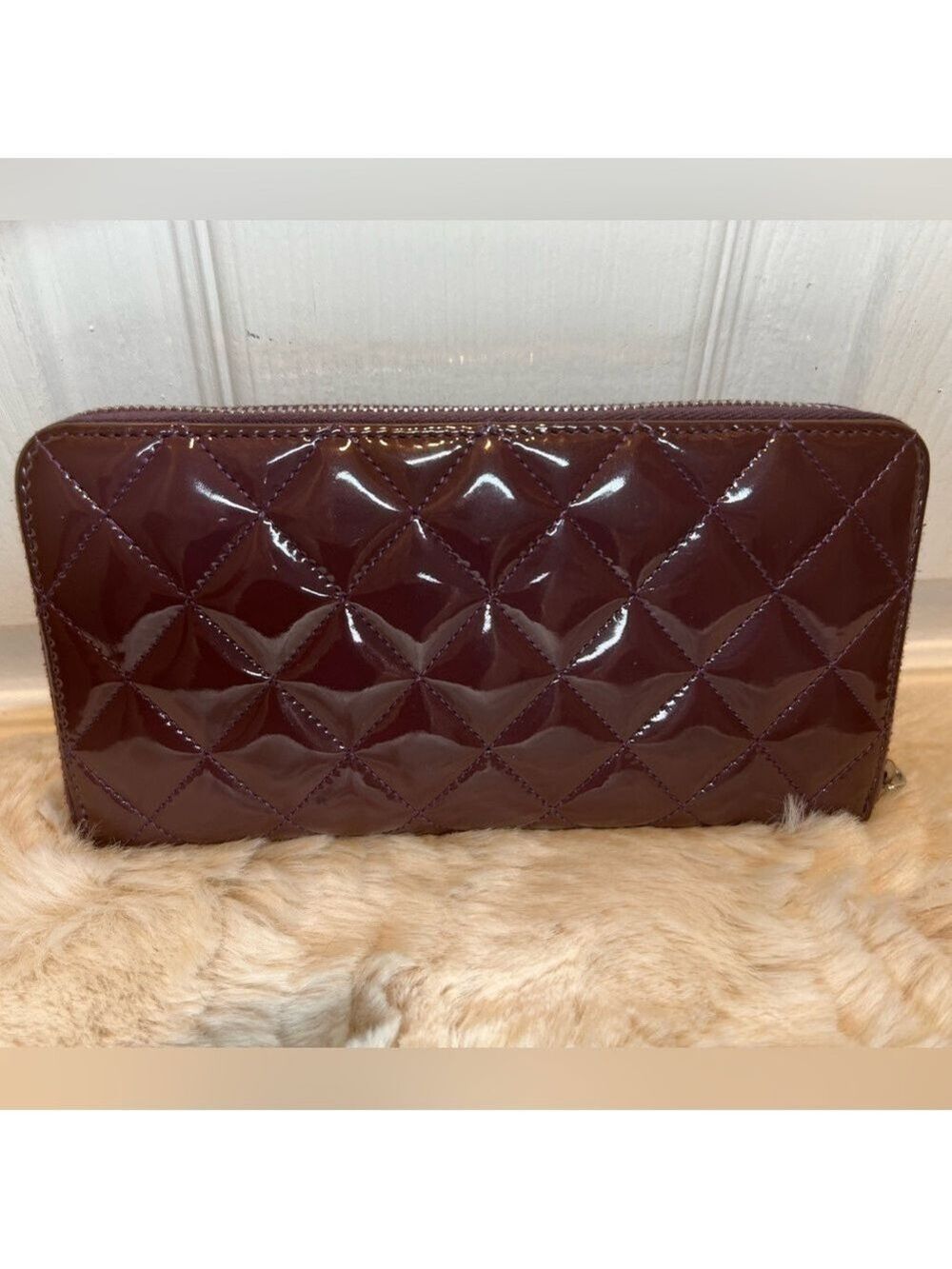 ❤️CHANEL PATENT QUILTED BRILLIANT ZIP-AROUND WALLET PURPLE - Picture 3 of 15